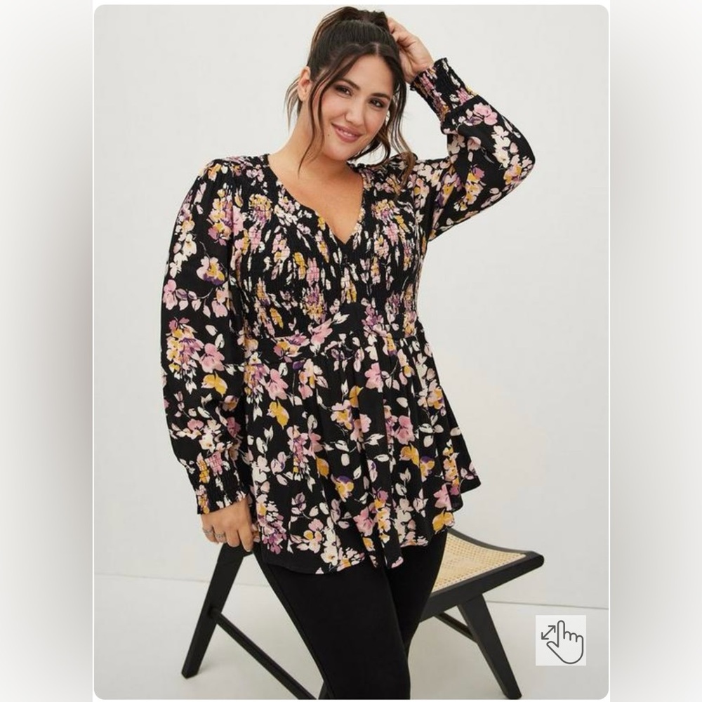 TORRID Babydoll Floral Crinkle Gauze Smocked Top